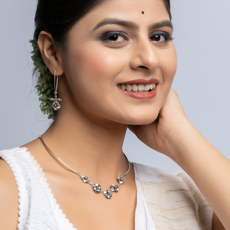 Handmade Rawa-Design Lightweight Necklace Style 1