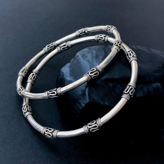 Silver handmade bangles ( price per piece given below)