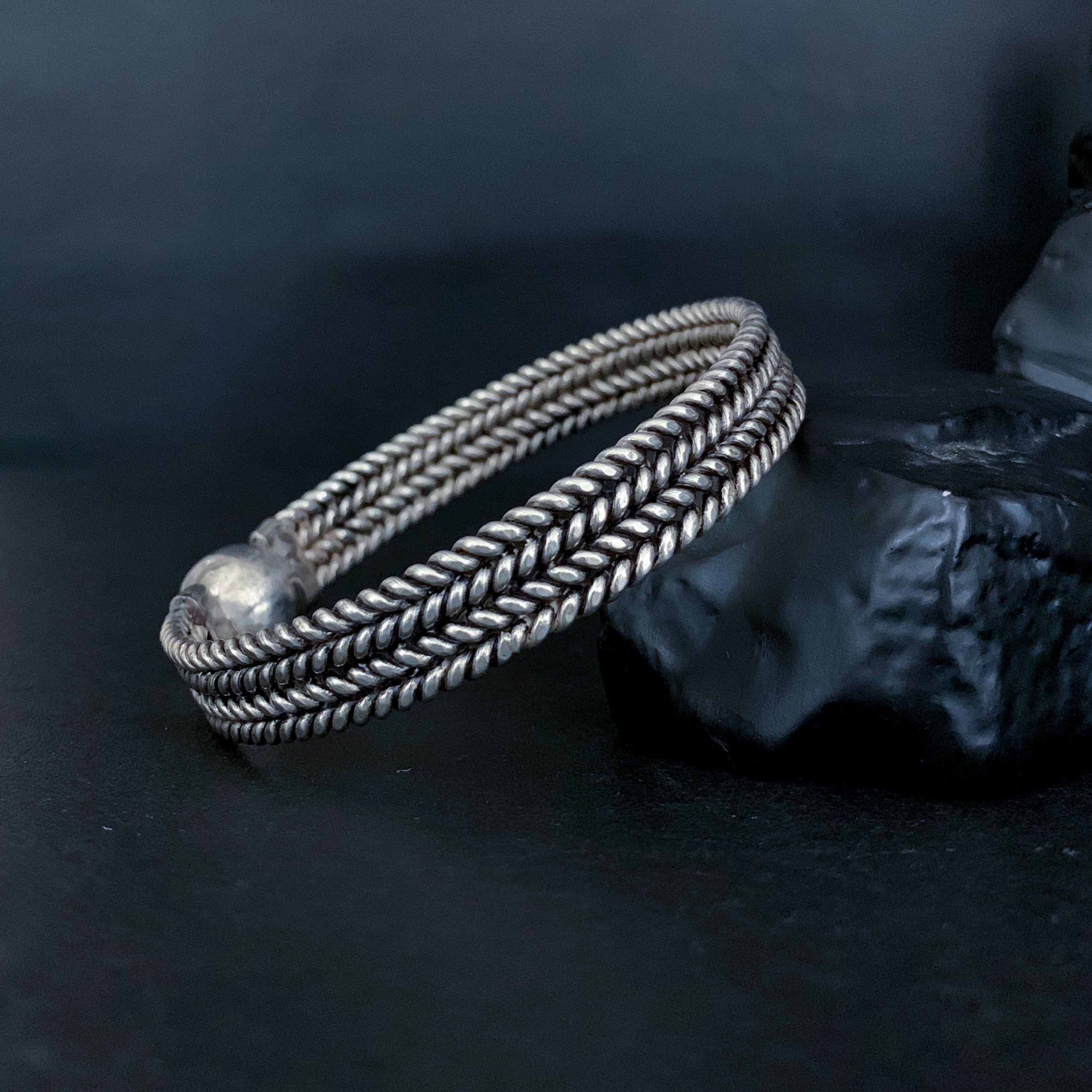 One-Of-A-Kind 14K White Gold Tahitian Grey Pearl & Diamond Bracelet – Noya  Jewelry Design