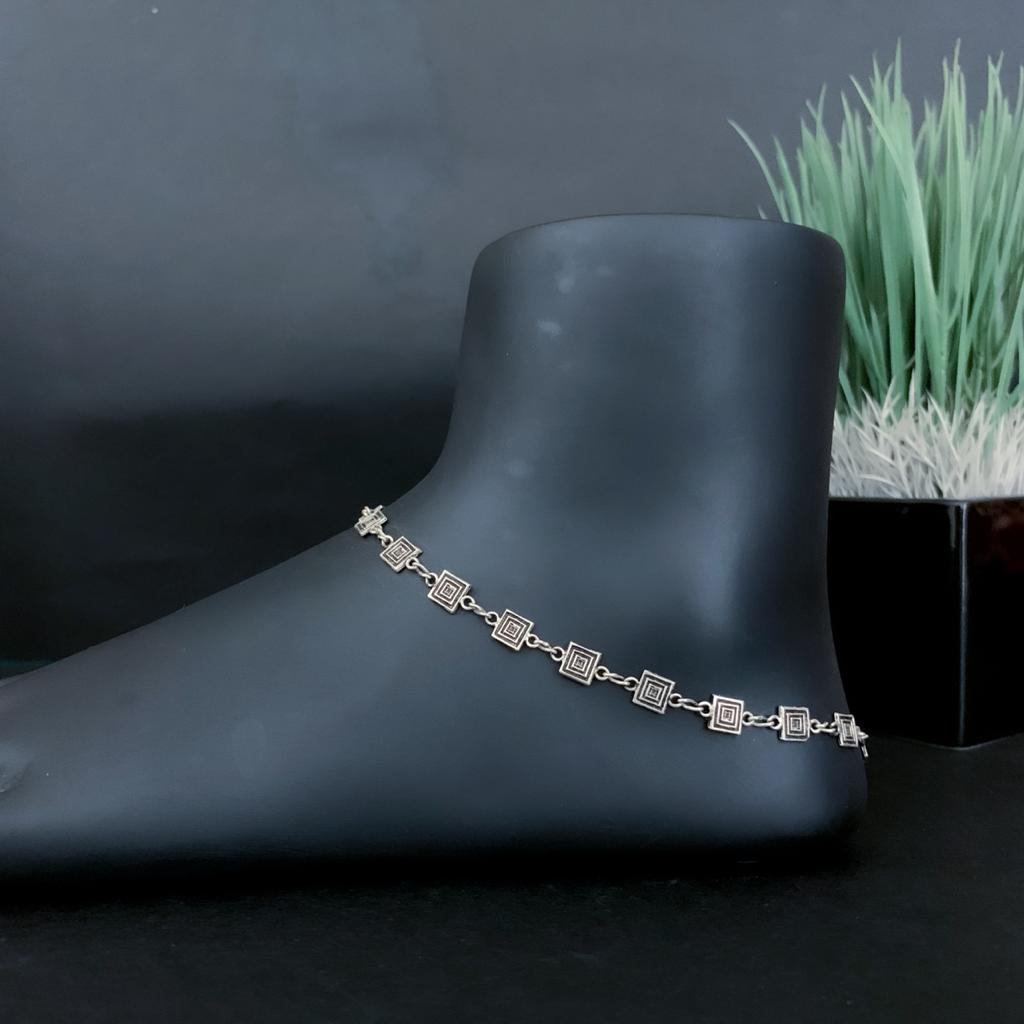 Silver Handmade square-maze anklet