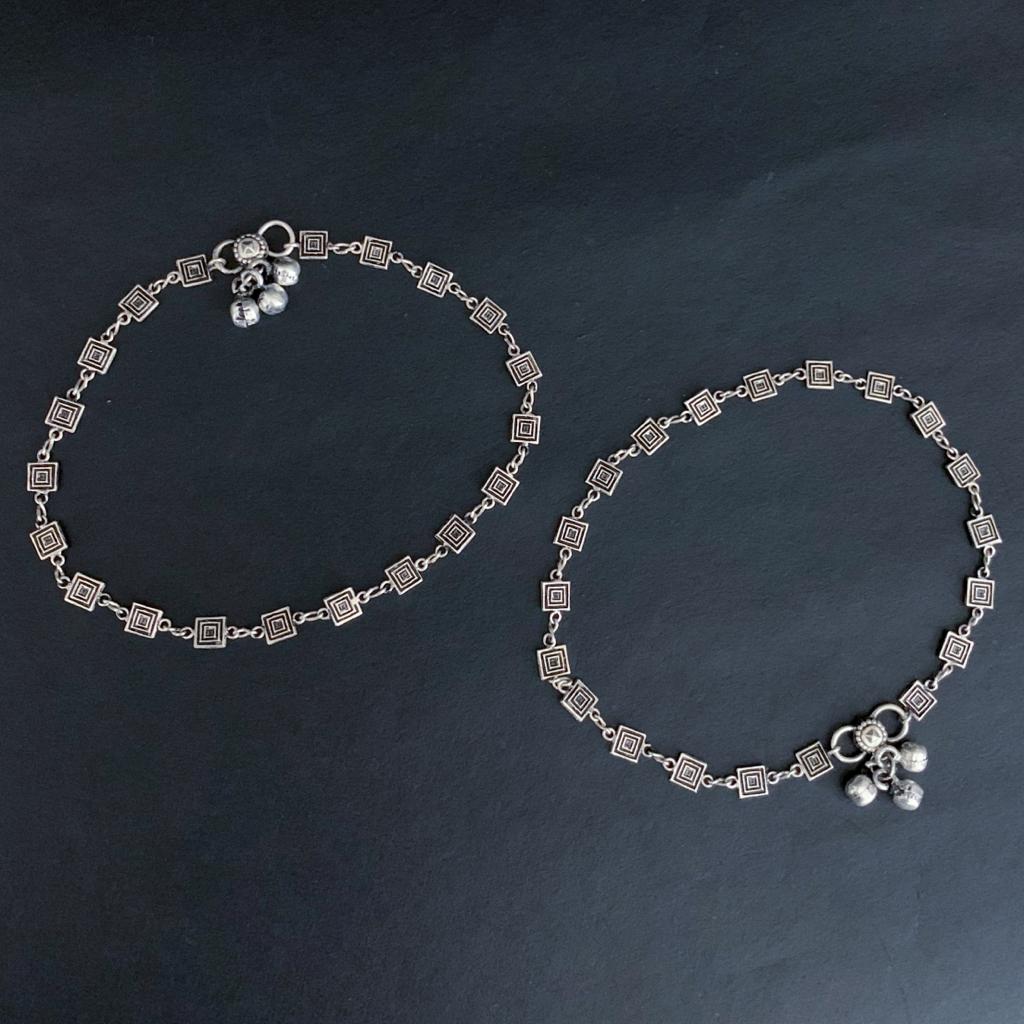 Silver Handmade square-maze anklet