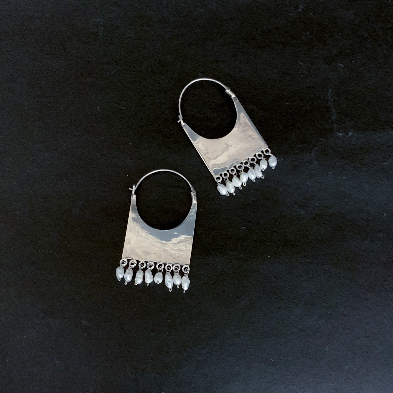 handmade silver hoop earrings (Ver.1)