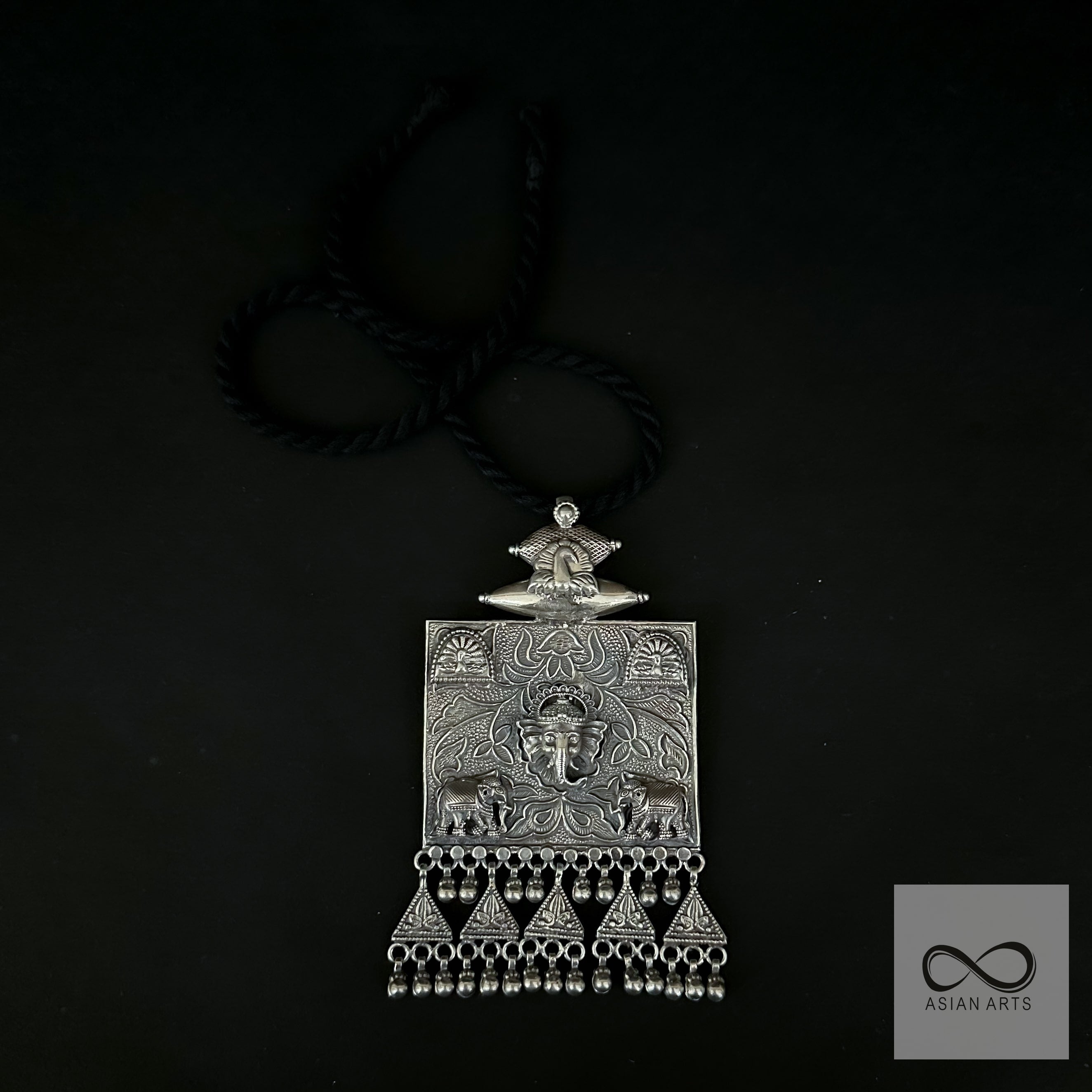 Silver Square ganesha Traditional Locket – Asian Arts